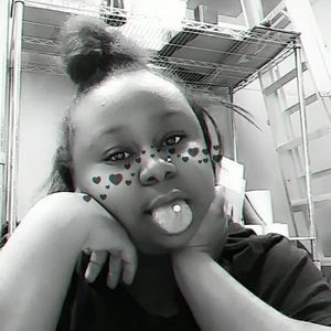 Meet your Posher, La'terra